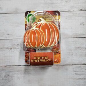 Air Wick Pumpkin Decor Clip + Scented Oil Warmer Plug In